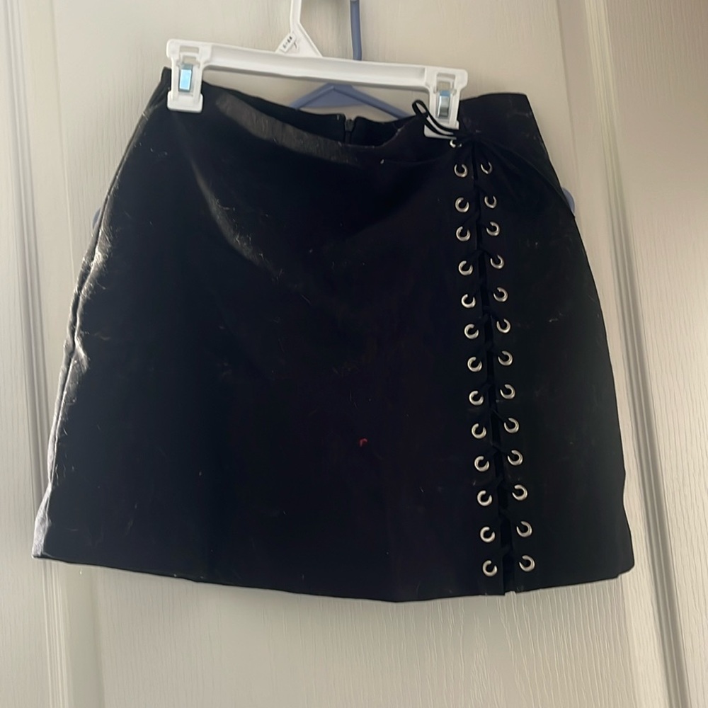 Tie black mini skirt